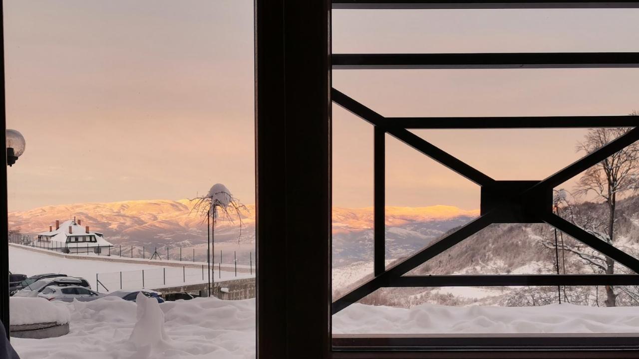 Golden Sky - Milmari Resort & Spa Копаоник Екстериор снимка