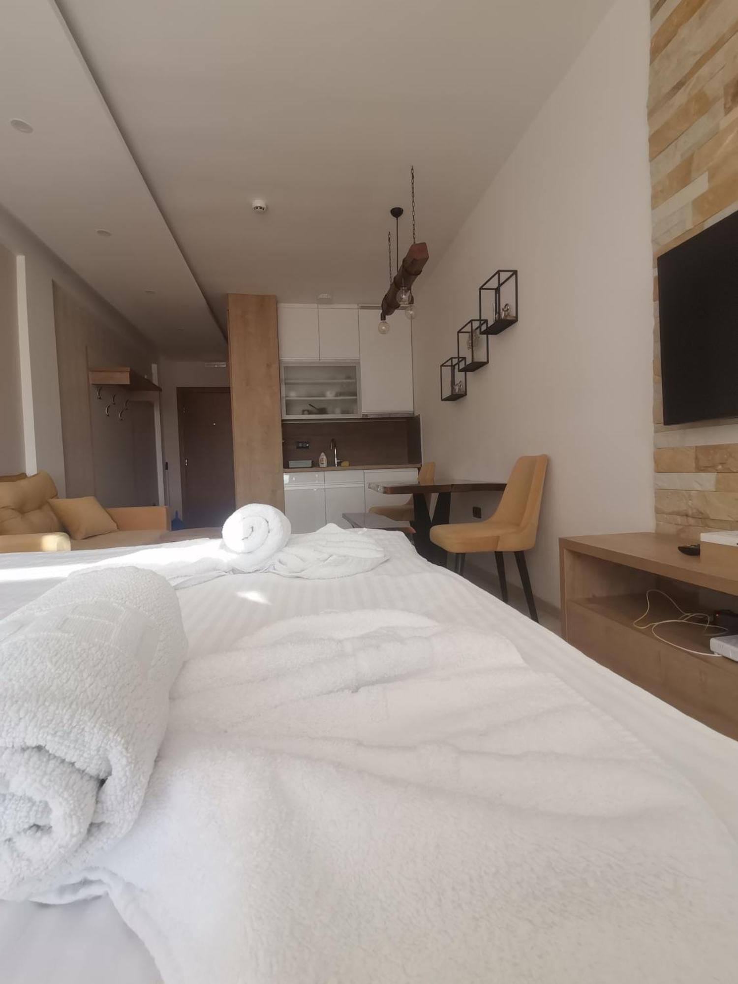 Golden Sky - Milmari Resort & Spa Копаоник Екстериор снимка